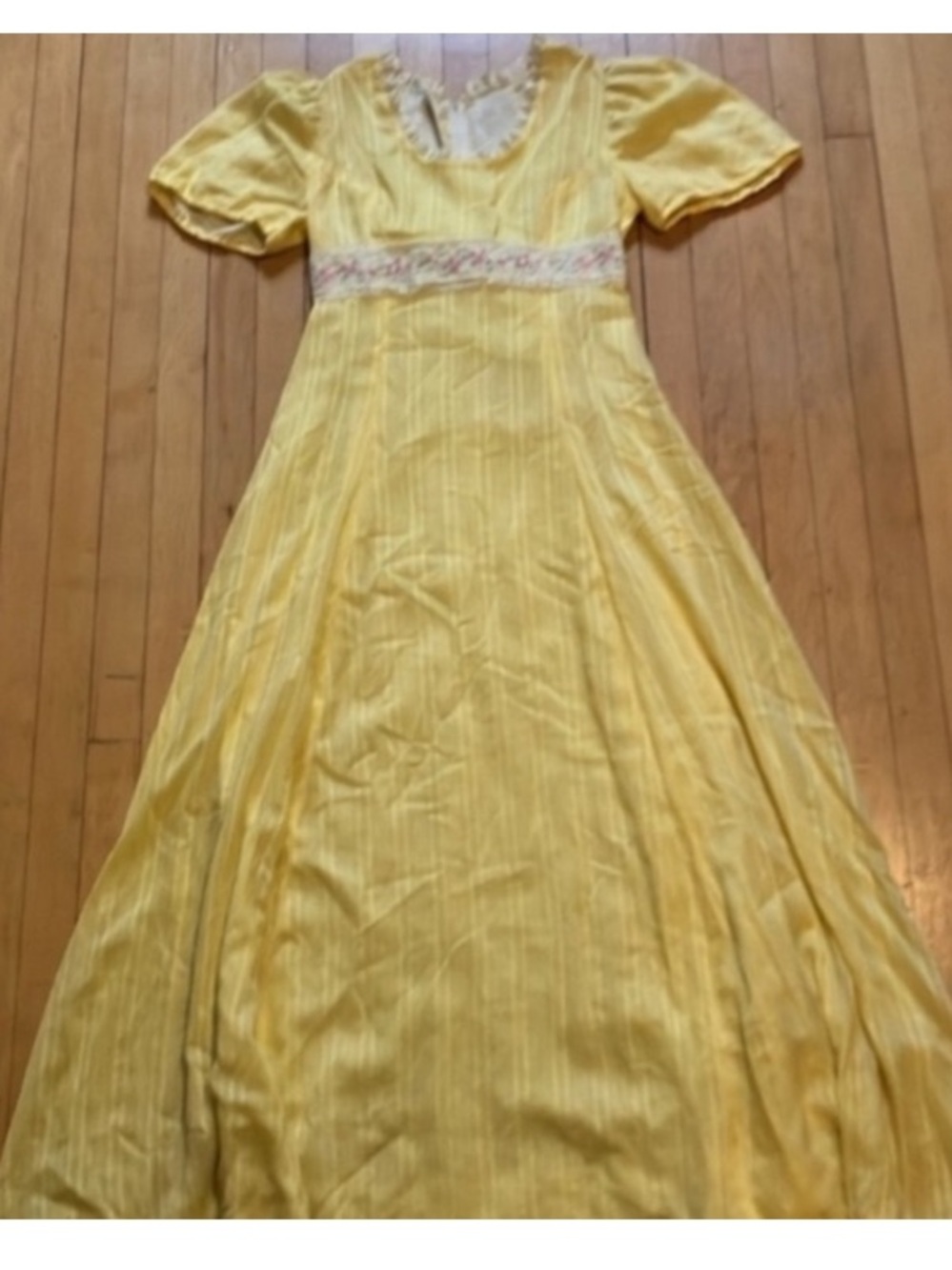 Vintage Handmade Yellow Lace Cottagecore Puff Sleeve Maxi Dress